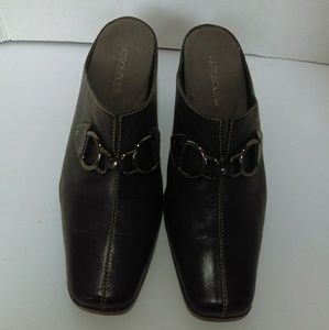 Aerosoles Cinch Worm Mules 12W Black